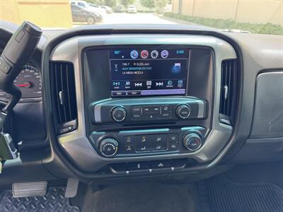 2018 Chevrolet Silverado 1500 LT - Photo 10 - Miami, FL 33147