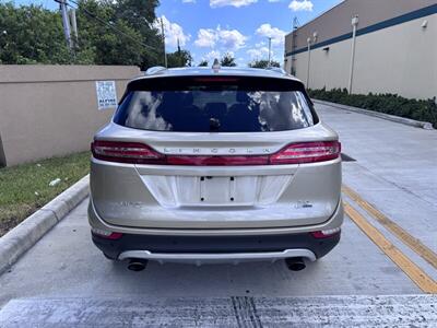 2015 Lincoln MKC   - Photo 5 - Miami, FL 33147