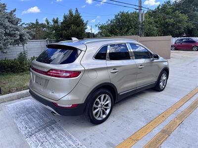 2015 Lincoln MKC   - Photo 6 - Miami, FL 33147