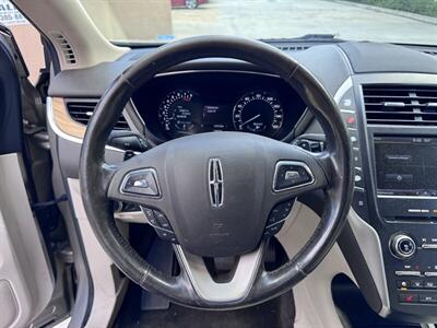 2015 Lincoln MKC   - Photo 16 - Miami, FL 33147