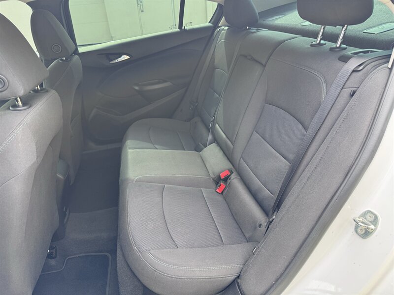2018 Chevrolet Cruze LT Auto - Photo 14 - Miami, FL 33147