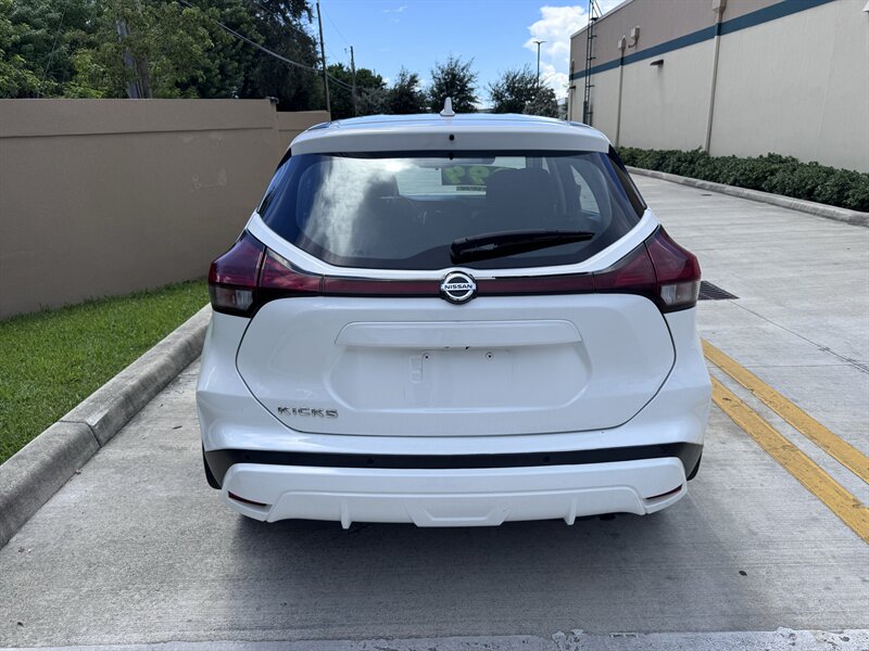 2021 Nissan Kicks S - Photo 6 - Miami, FL 33147