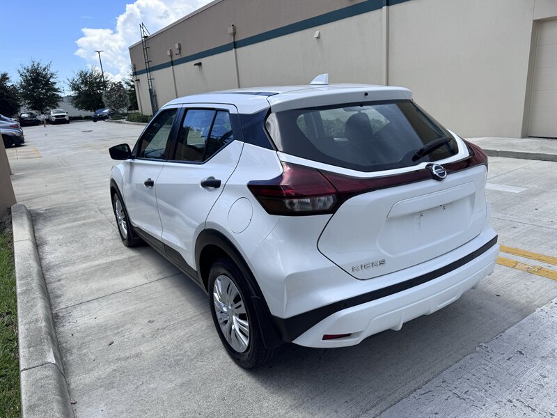 2021 Nissan Kicks S - Photo 7 - Miami, FL 33147