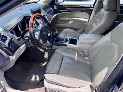 2010 Cadillac SRX Premium Collection   - Photo 8 - Miami, FL 33147