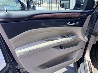 2010 Cadillac SRX Premium Collection   - Photo 15 - Miami, FL 33147