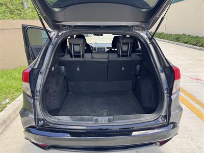 2021 Honda HR-V Sport   - Photo 10 - Miami, FL 33147