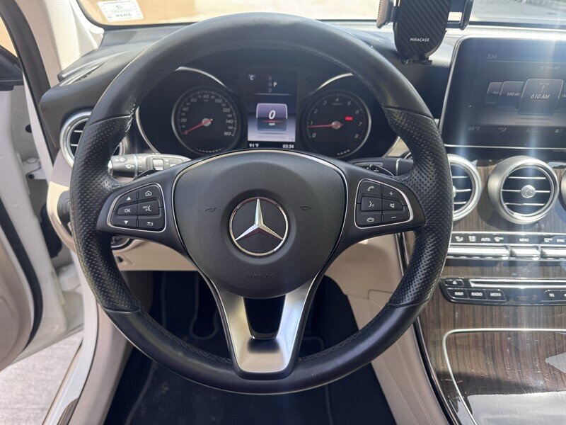 2019 Mercedes-Benz GLC GLC 300 4MATIC - Photo 9 - Miami, FL 33147