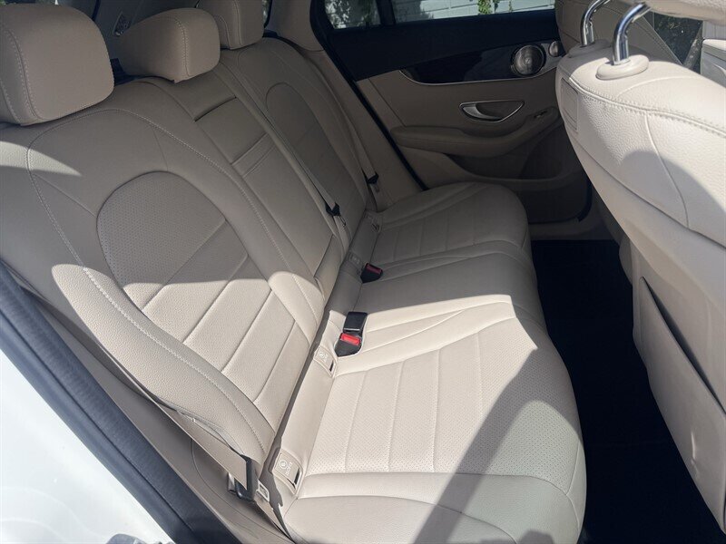 2019 Mercedes-Benz GLC GLC 300 4MATIC - Photo 16 - Miami, FL 33147