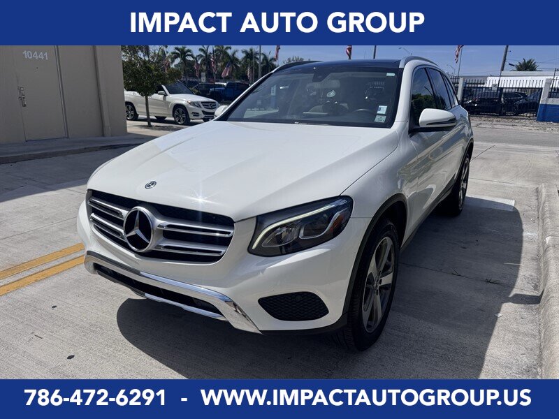 2019 Mercedes-Benz GLC GLC 300 4MATIC   - Photo 1 - Miami, FL 33147