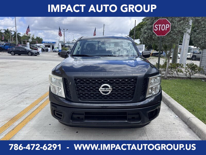 2017 Nissan Titan S  