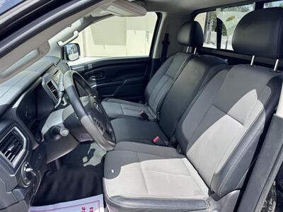 2017 Nissan Titan S   - Photo 12 - Miami, FL 33147