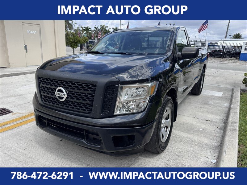 2017 Nissan Titan S   - Photo 1 - Miami, FL 33147
