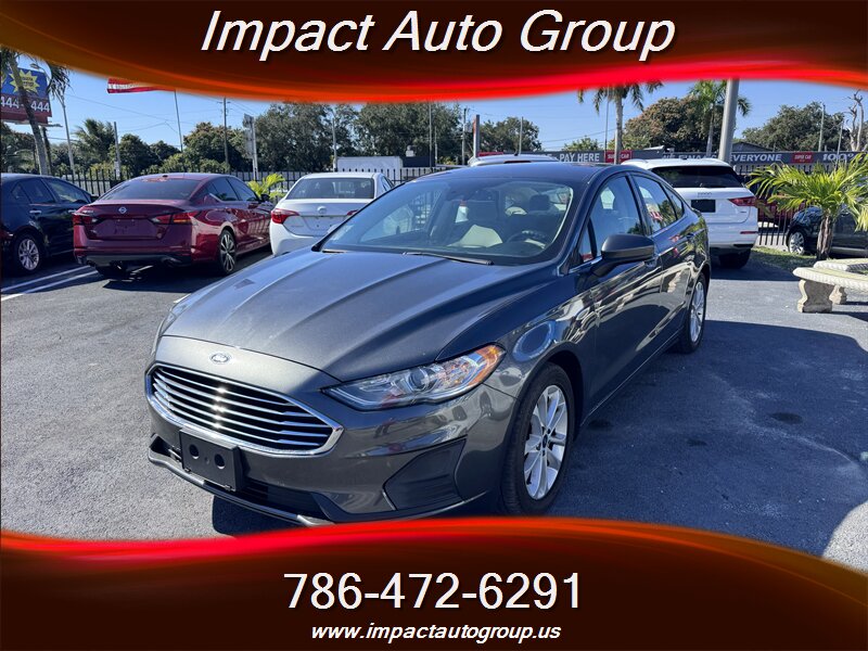 2019 Ford Fusion SE   - Photo 1 - Miami, FL 33147