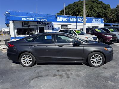 2019 Ford Fusion SE - Photo 4 - Miami, FL 33147