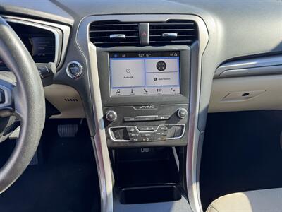 2019 Ford Fusion SE - Photo 9 - Miami, FL 33147