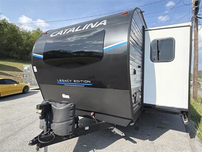 2023 Coachmen Catalina Legacy Edition 263FKDS   - Photo 4 - Bluefield, WV 24701