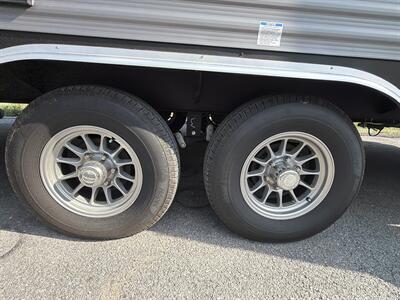 2023 Coachmen Catalina Legacy Edition 263FKDS   - Photo 8 - Bluefield, WV 24701