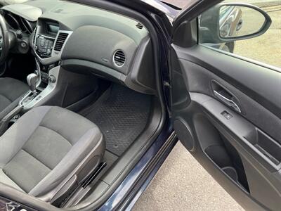 2014 Chevrolet Cruze 1LT Auto   - Photo 4 - Bluefield, WV 24701