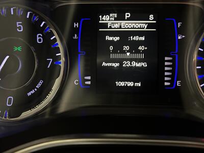 2017 Chrysler 200 LX   - Photo 9 - Madisonville, KY 42431