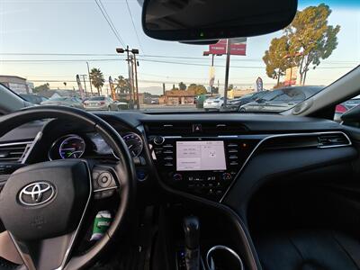 2018 Toyota Camry Hybrid XLE   - Photo 10 - El Monte, CA 91733