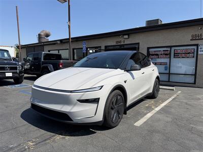 2026 Tesla Model Y Premium - Photo 1 - El Monte, CA 91733