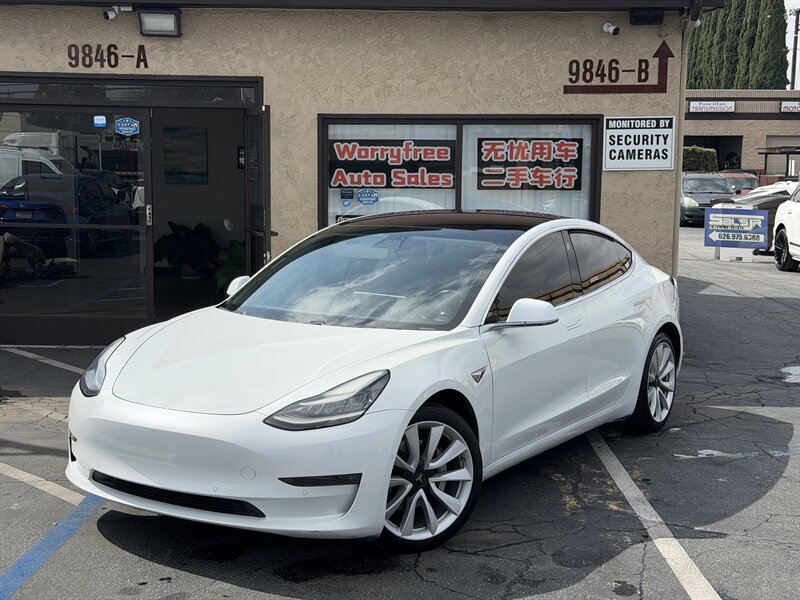 White 2018 Tesla Model 3 Long Range RWD Sedan Rear-Wheel Drive Automatic