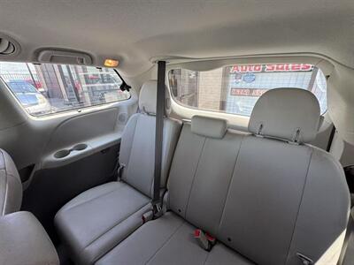 2011 Toyota Sienna XLE 8-Passenger   - Photo 11 - El Monte, CA 91733