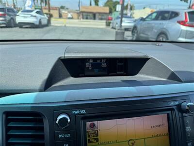 2011 Toyota Sienna XLE 8-Passenger   - Photo 21 - El Monte, CA 91733