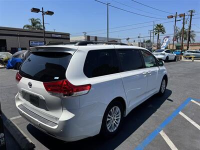 2011 Toyota Sienna XLE 8-Passenger   - Photo 5 - El Monte, CA 91733
