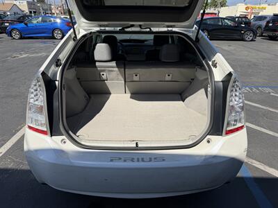 2010 Toyota Prius III   - Photo 9 - El Monte, CA 91733