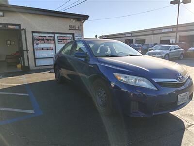 2011 Toyota Camry Hybrid   - Photo 3 - El Monte, CA 91733