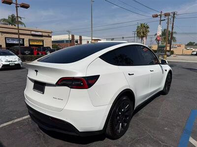 2022 Tesla Model Y Long Range - Photo 5 - El Monte, CA 91733