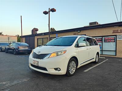2013 Toyota Sienna XLE 8-Passenger Minivan