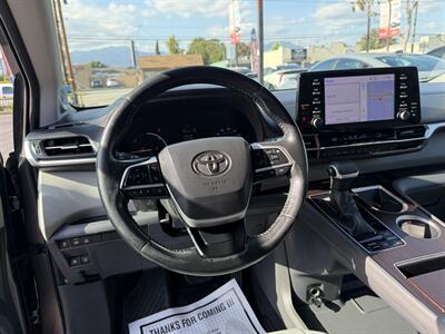 2022 Toyota Sienna XLE 7-Passenger - Photo 14 - El Monte, CA 91733