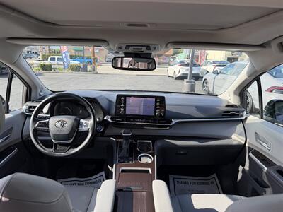 2022 Toyota Sienna XLE 7-Passenger - Photo 13 - El Monte, CA 91733