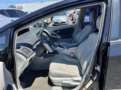 2010 Toyota Prius III   - Photo 12 - El Monte, CA 91733