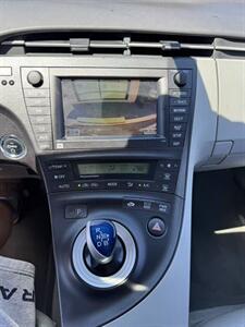 2010 Toyota Prius III   - Photo 17 - El Monte, CA 91733
