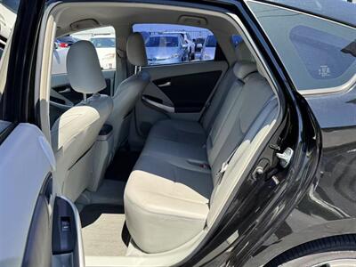 2010 Toyota Prius III   - Photo 10 - El Monte, CA 91733