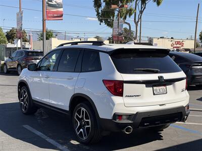 2022 Honda Passport Elite - Photo 4 - El Monte, CA 91733