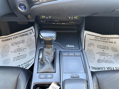 2021 Lexus ES 300h - Photo 18 - El Monte, CA 91733
