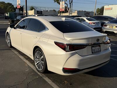 2021 Lexus ES 300h - Photo 5 - El Monte, CA 91733