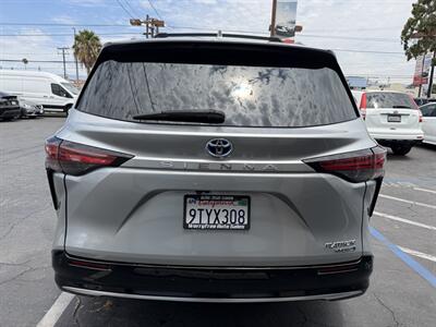 2021 Toyota Sienna Platinum 7-Passenger - Photo 10 - El Monte, CA 91733