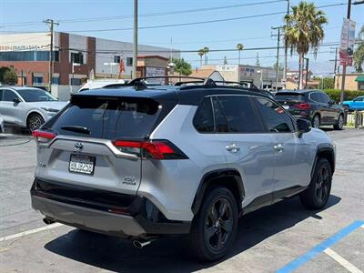 2020 Toyota RAV4 Hybrid XSE - Photo 5 - El Monte, CA 91733