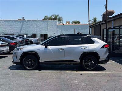 2020 Toyota RAV4 Hybrid XSE - Photo 14 - El Monte, CA 91733
