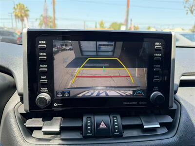 2020 Toyota RAV4 Hybrid XSE - Photo 18 - El Monte, CA 91733