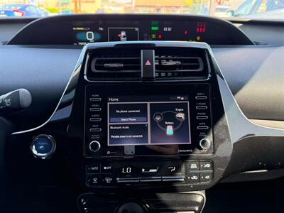 2021 Toyota Prius L Eco   - Photo 14 - El Monte, CA 91733