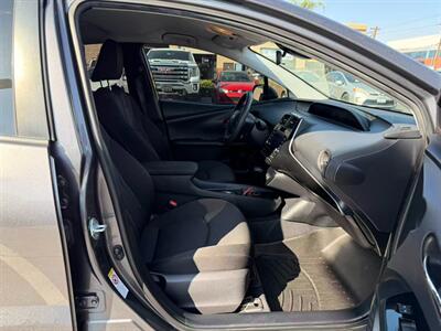 2021 Toyota Prius L Eco   - Photo 5 - El Monte, CA 91733