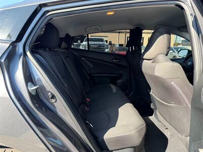 2021 Toyota Prius L Eco   - Photo 6 - El Monte, CA 91733