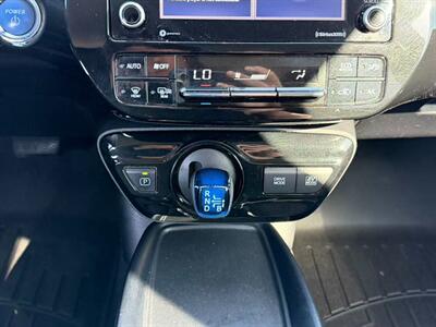 2021 Toyota Prius L Eco   - Photo 17 - El Monte, CA 91733