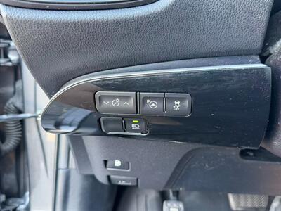 2021 Toyota Prius L Eco   - Photo 18 - El Monte, CA 91733